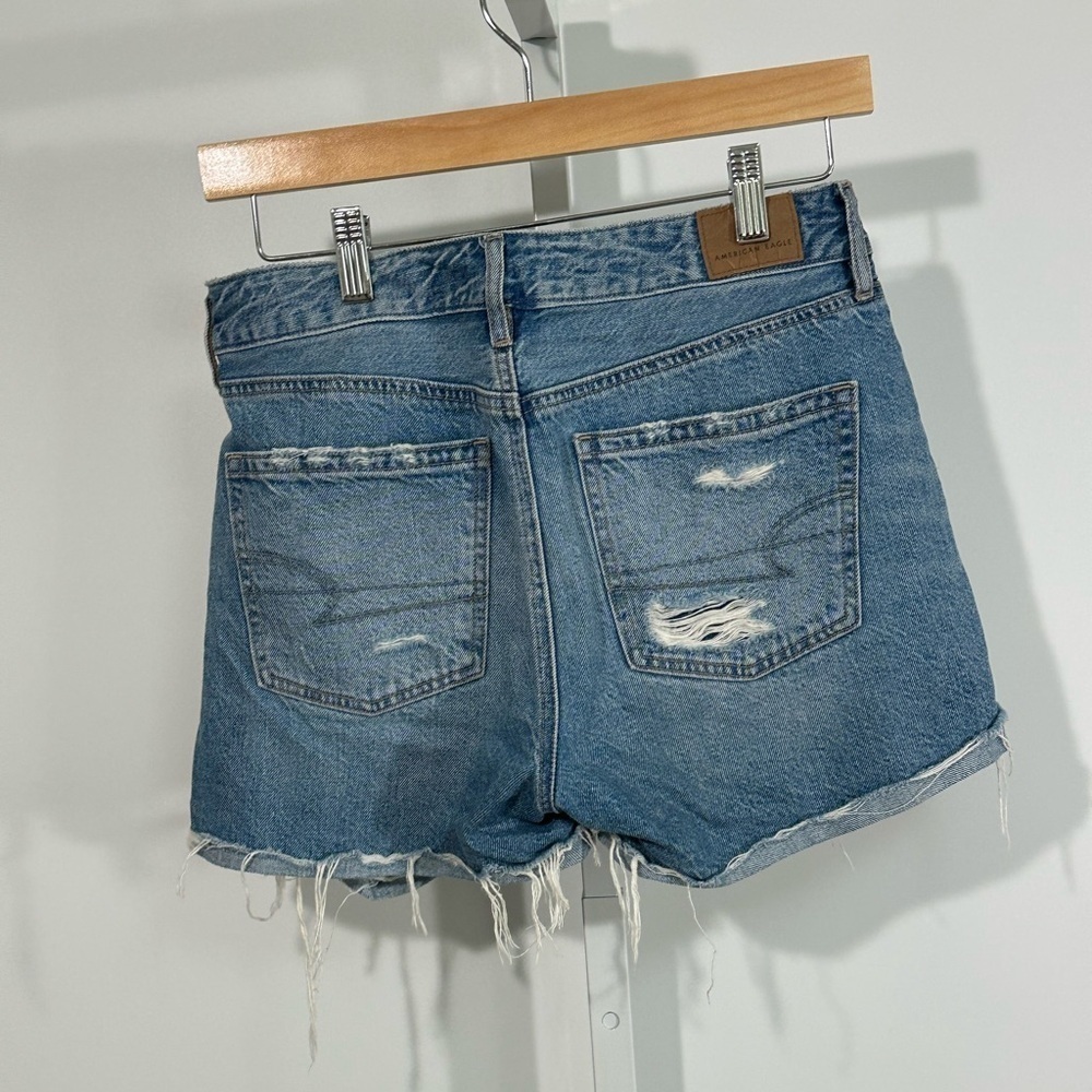 American Eagle High Rise Distressed Denim Shorts Women’s 0 Cutoff Raw Hem - Picture 3 of 6